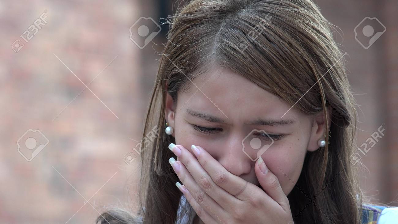 Cute Girl Crying Images