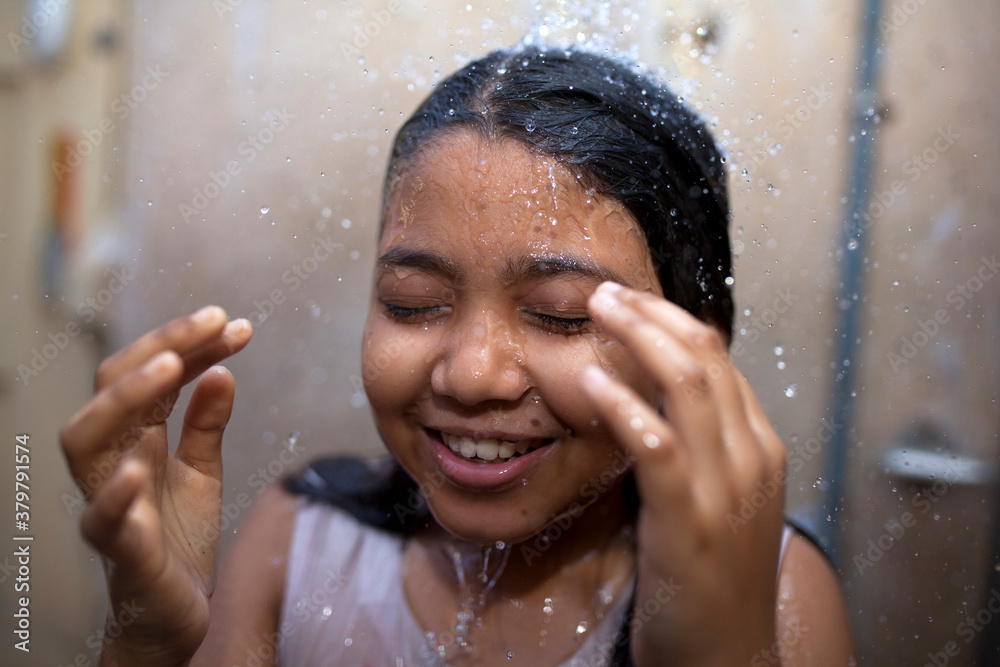 Nateens indian girls bathing